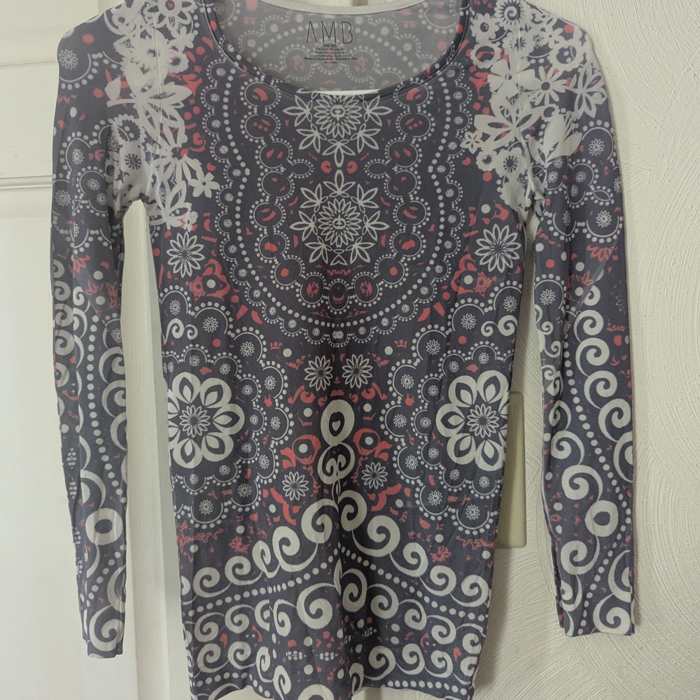 Women's Patterned Long Sleeve Top - Black and White